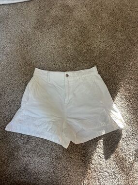 Seven Women’s White High-Rise Casual Shorts high front low back.